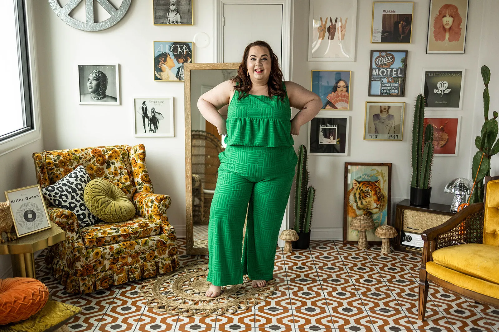brenna top in kelly green