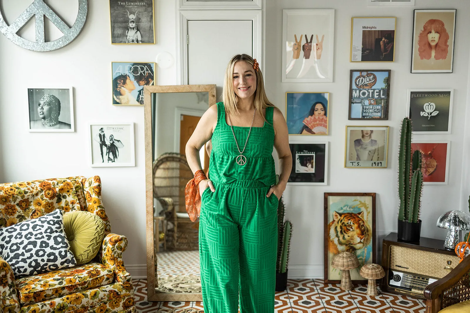 brenna top in kelly green