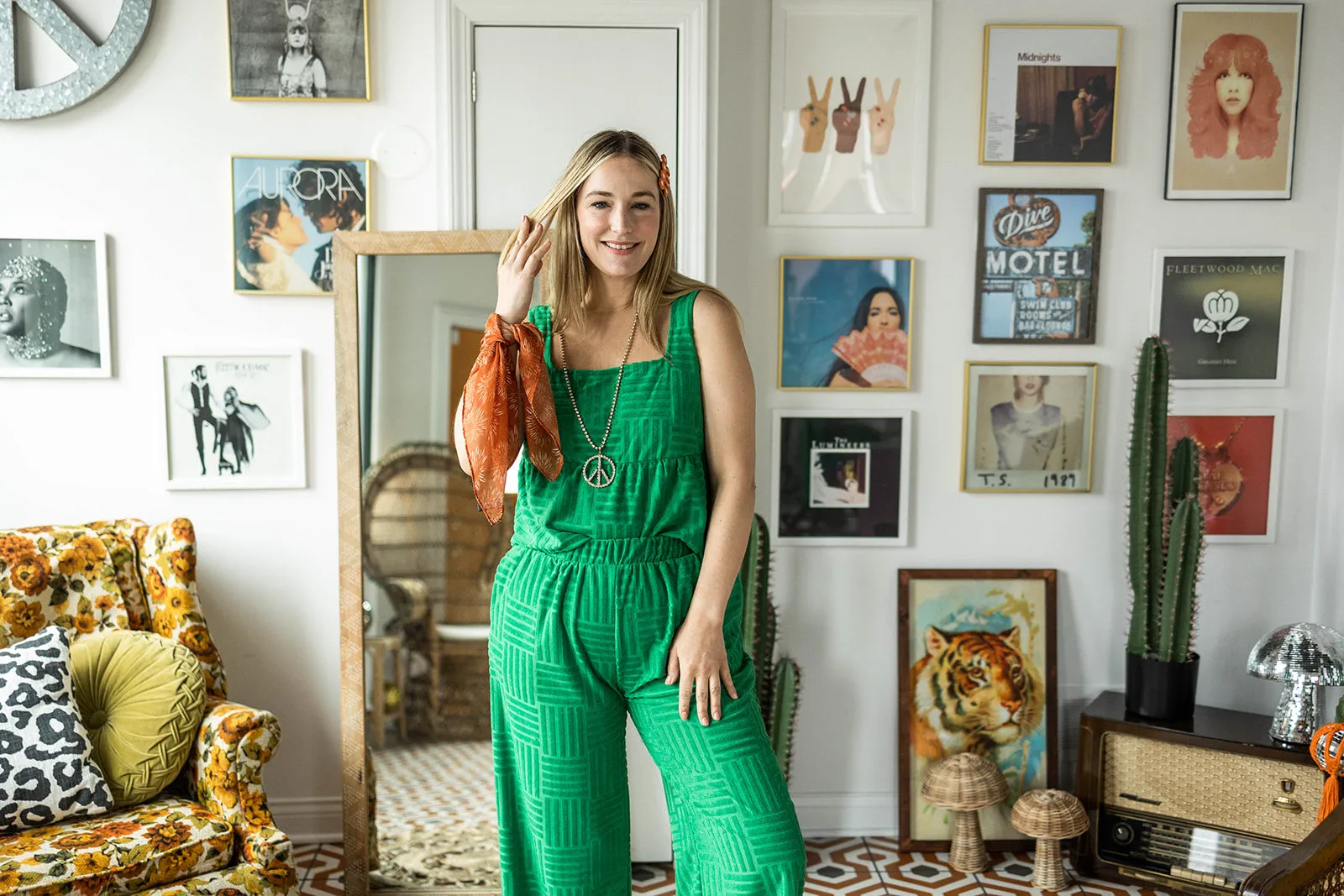 brenna top in kelly green
