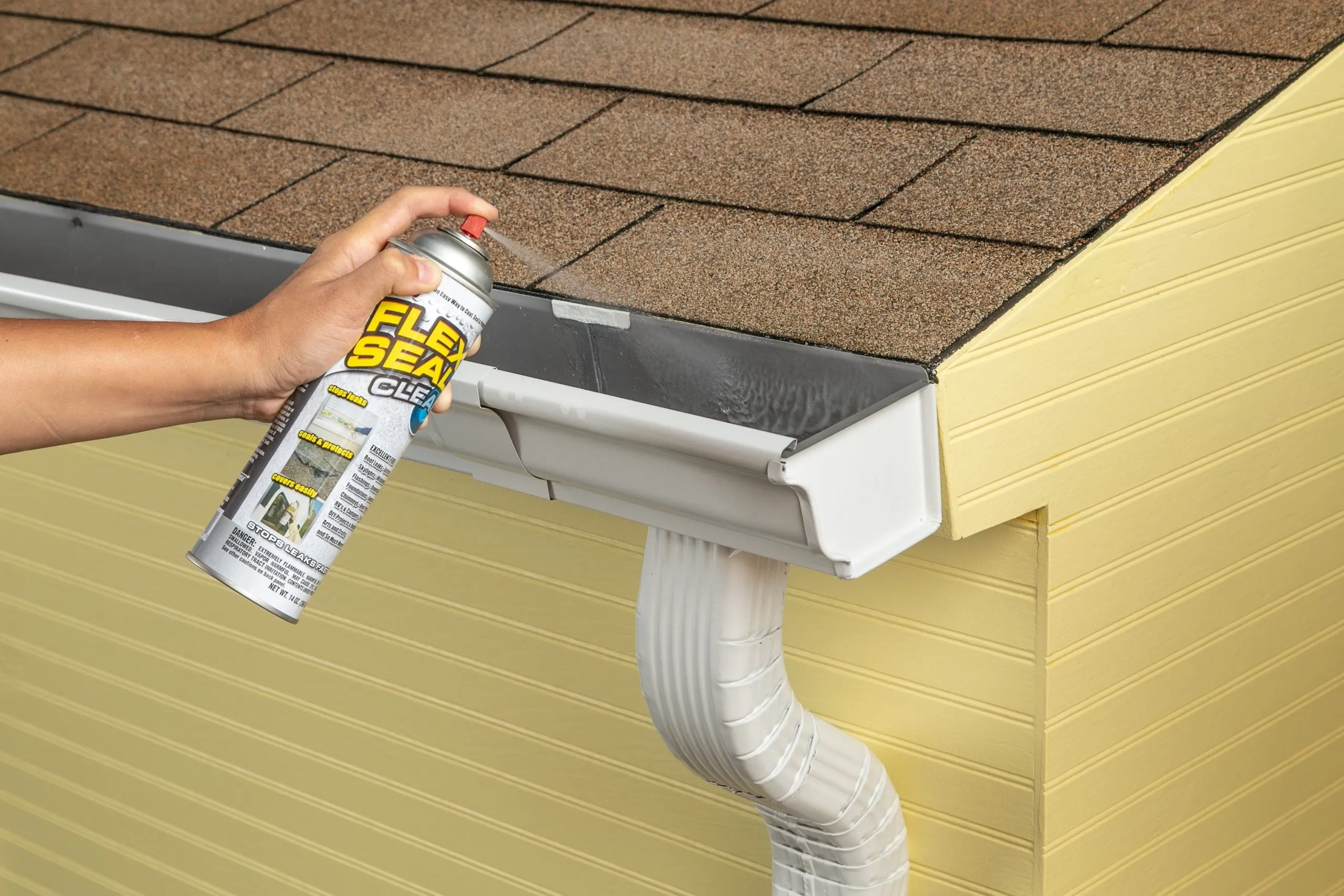 Flex Seal Liquid Rubber Sealant Coating 14 Oz. Spray Paint Clear color(New)