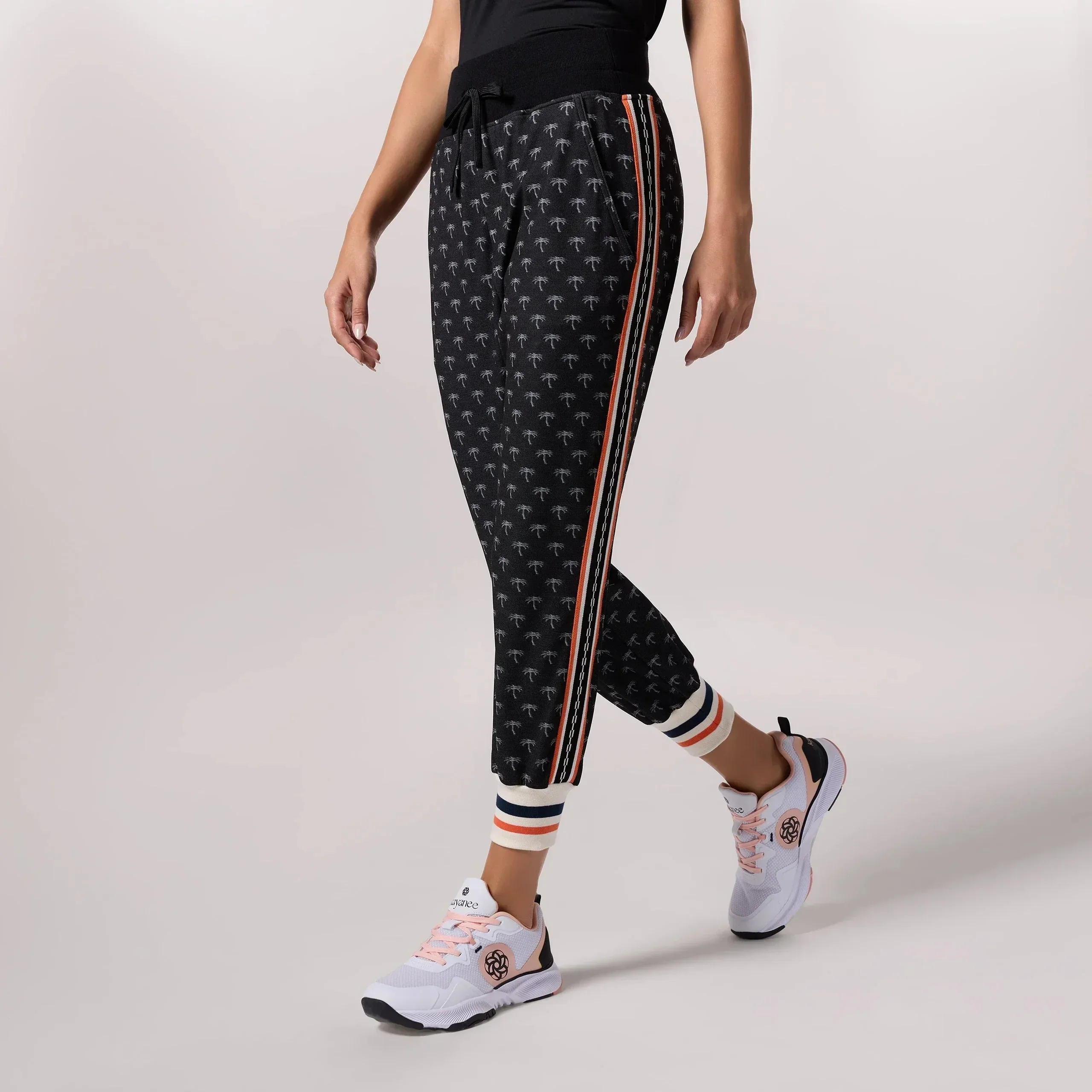 Jacquard Cuffed Pants - SEASONAL PRINT