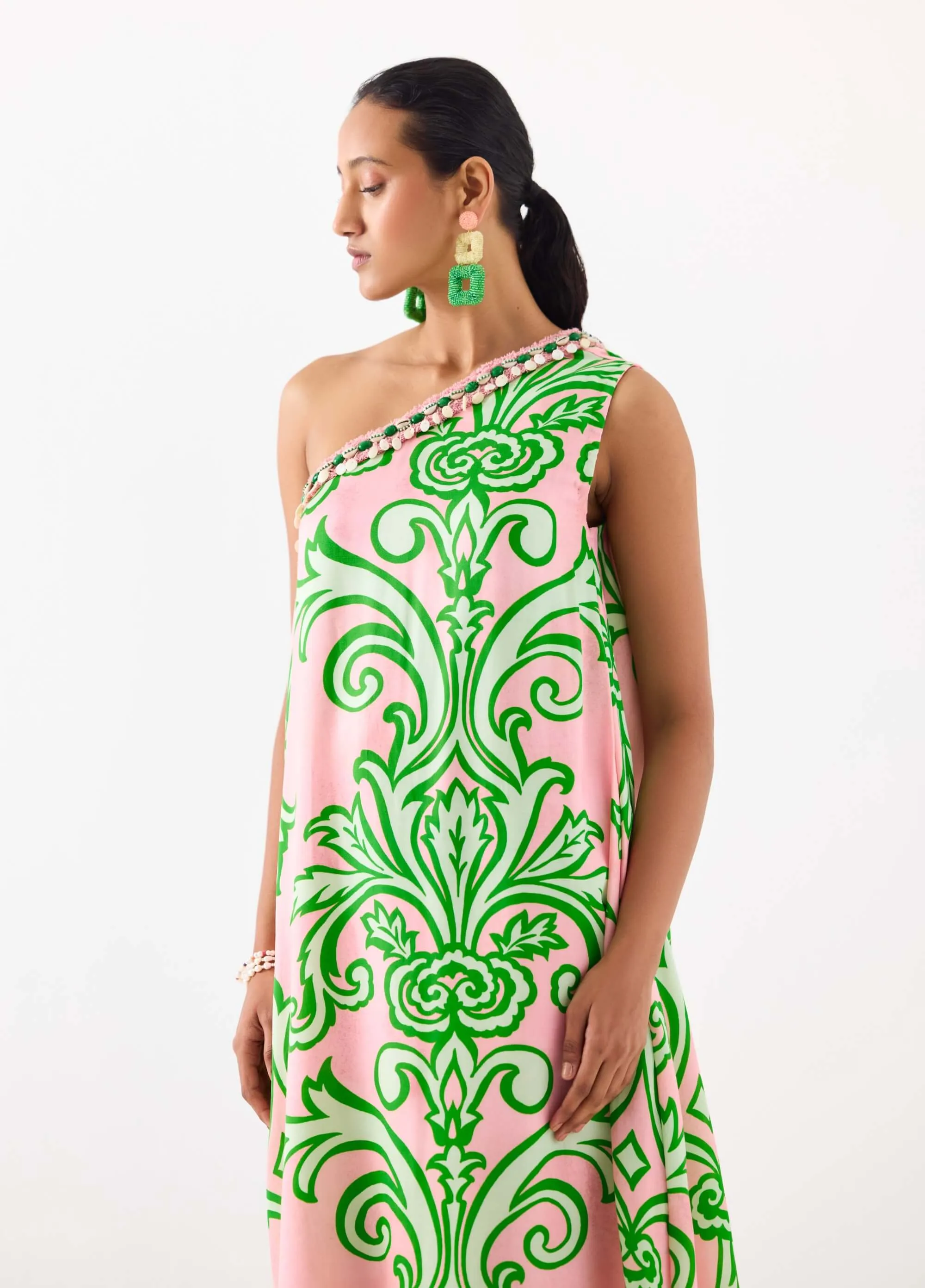 La paz one-shoulder kurta and pants