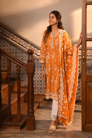 Malisa Kurta with Floral Chemical Lace Pants