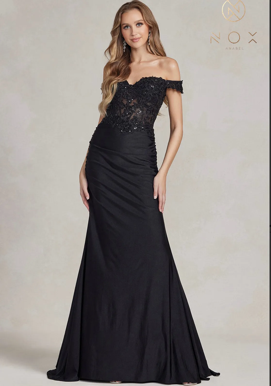 Nox Anabel Evening Gown E1184