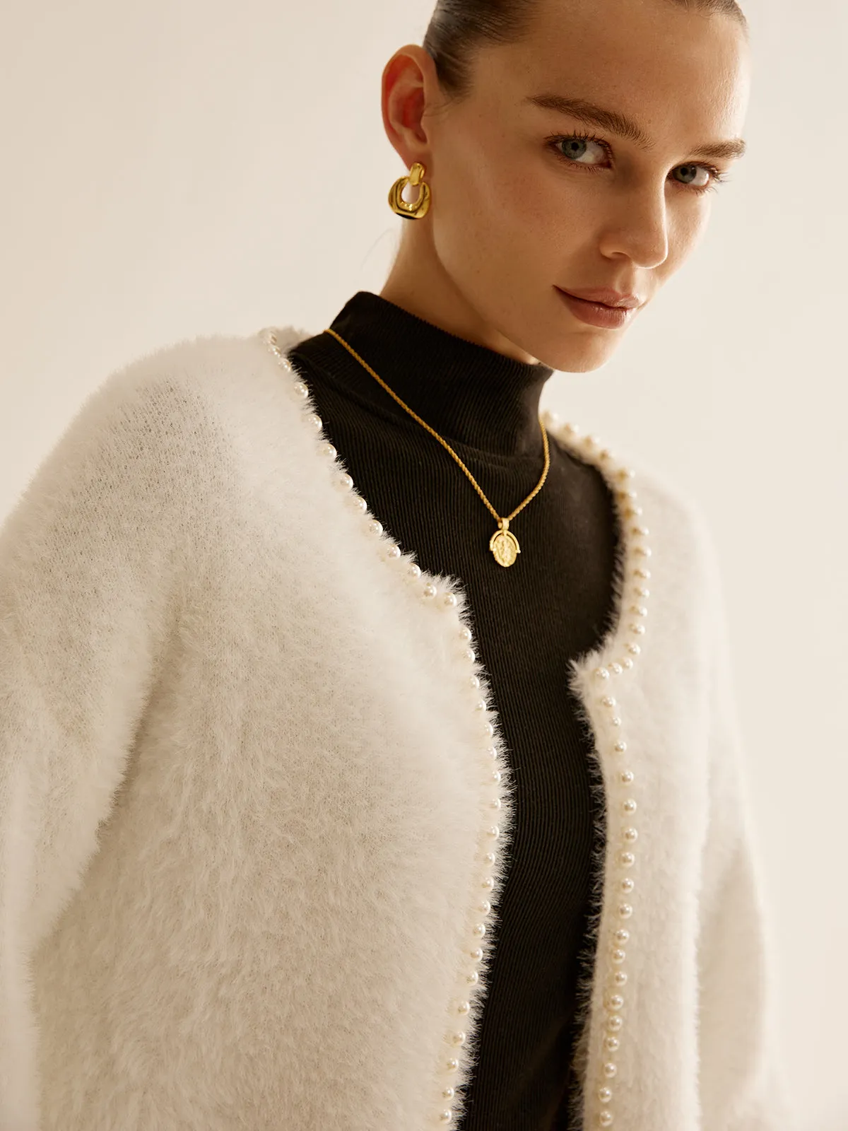 Oversized  Pearl Trim Fuzzy Cardiagn