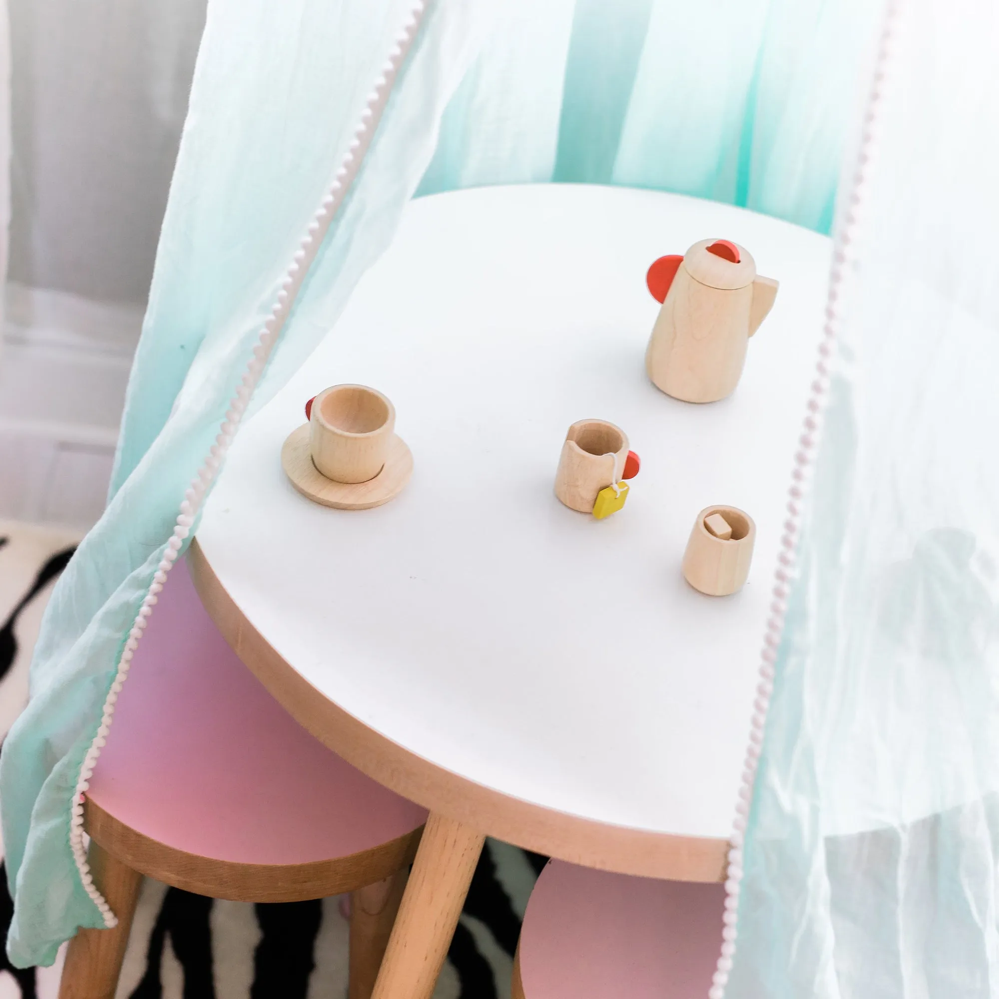Poco Craft Kids Table