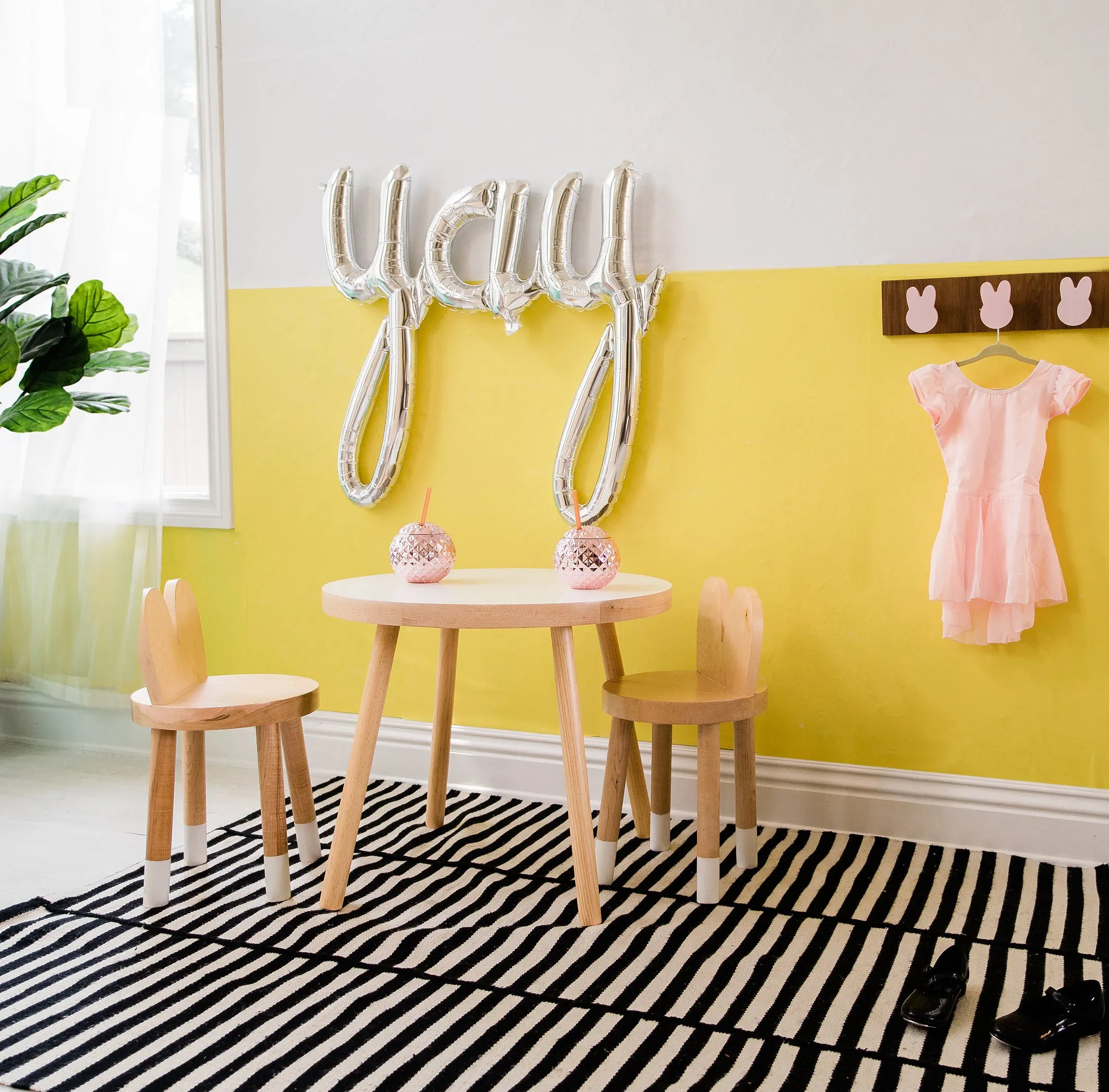 Poco Craft Kids Table
