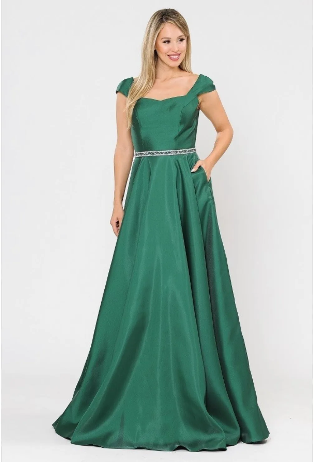 Poly USA Evening Gowns 8702