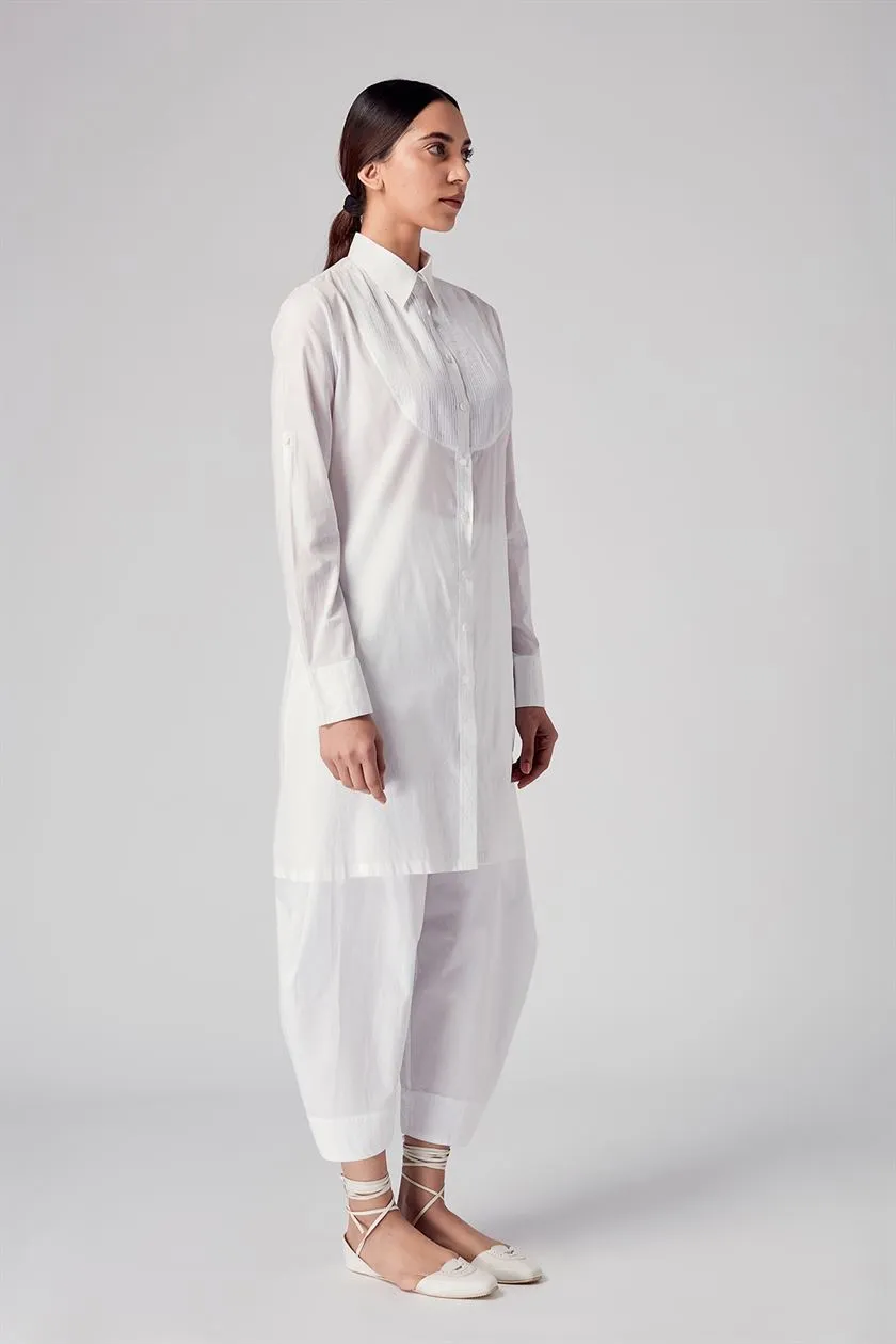 Rajesh Pratap Singh   I   Gagwana Pintuck Tunic   White  8TH-15  Women classic collection
