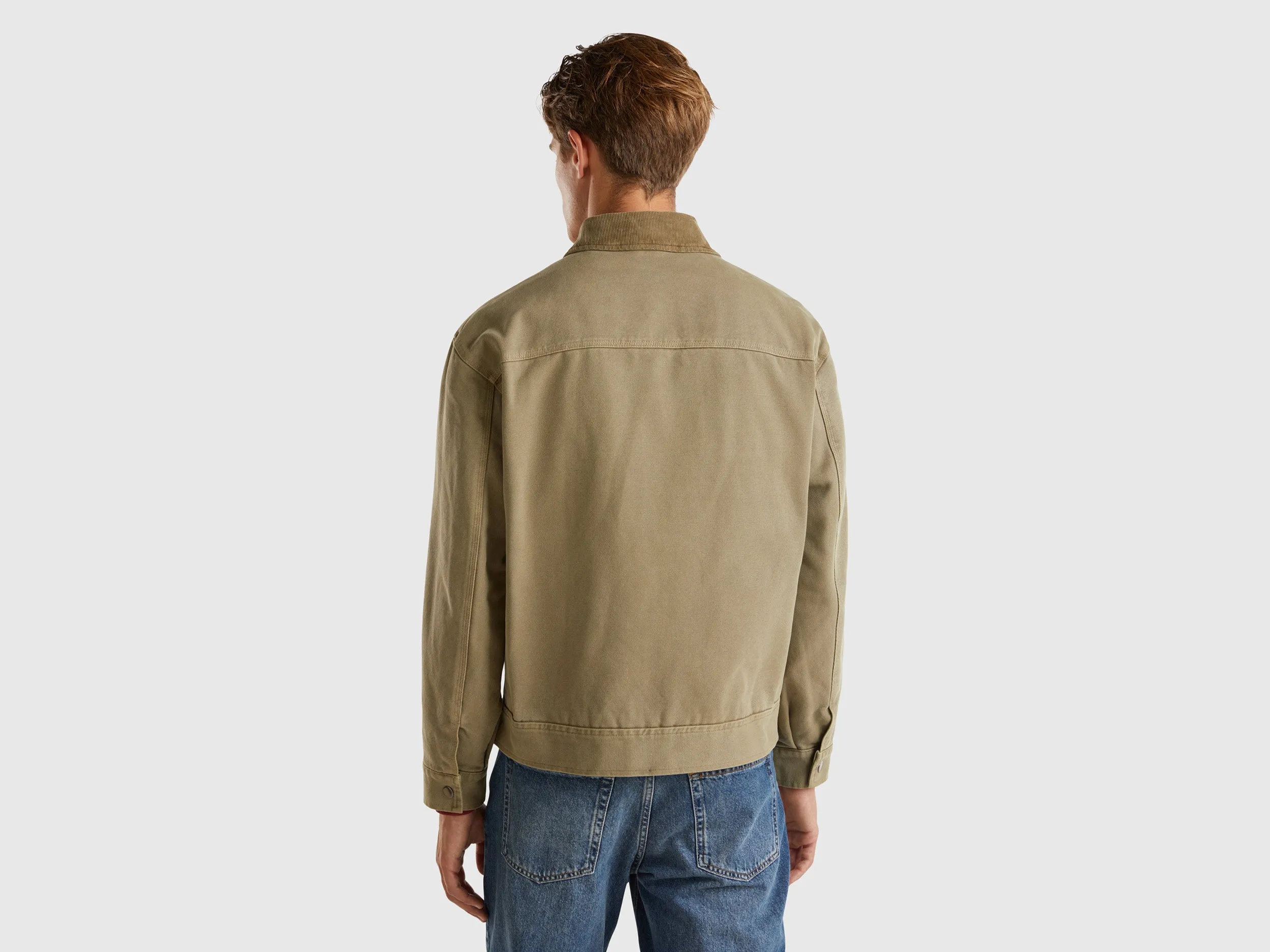 Regular Fit Spread Collar Solid Jacket