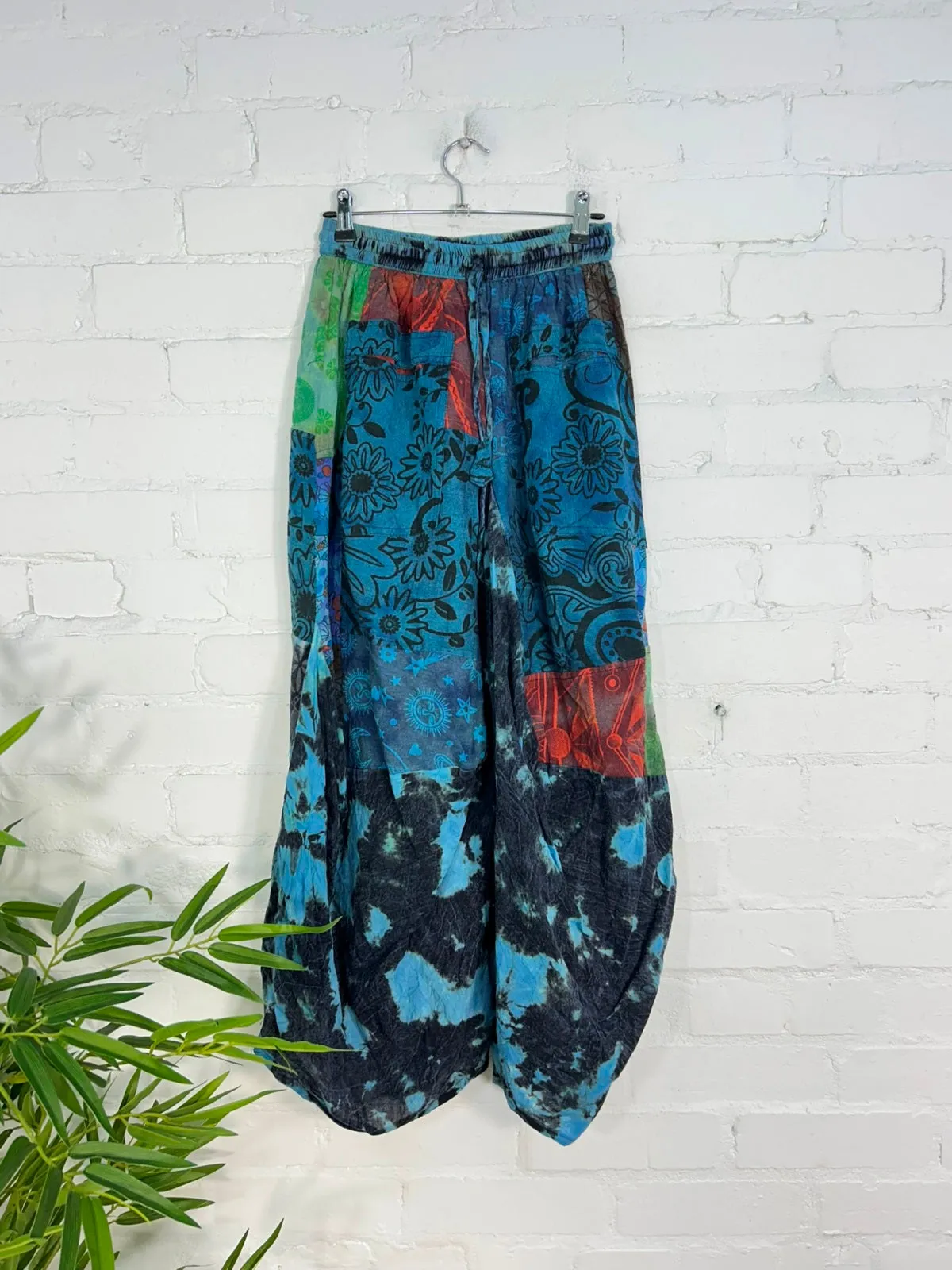 Tie Dye & Patch Long Skirt