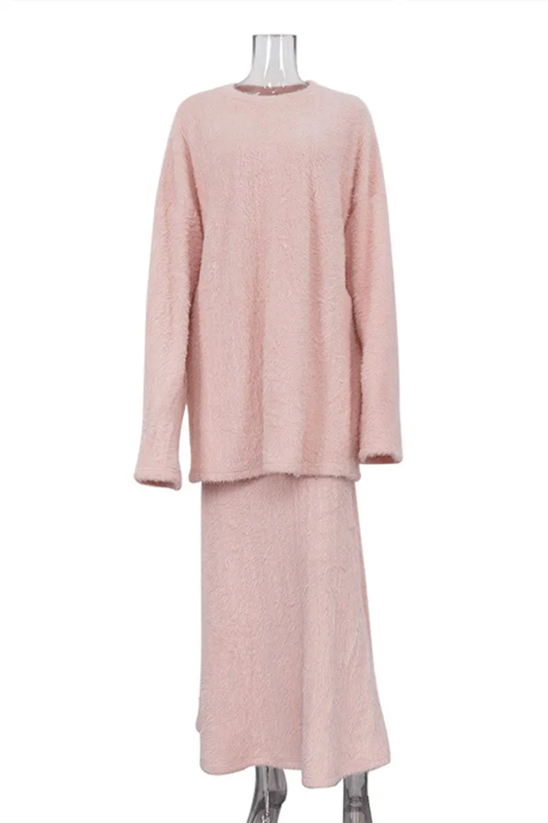 UL0483 Fuzzy Shirt and Skirt Set