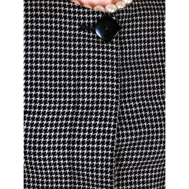 Vintage Ladies Herringbone Tweed Wool Peplum  Blazer Guy Laroche 1980s