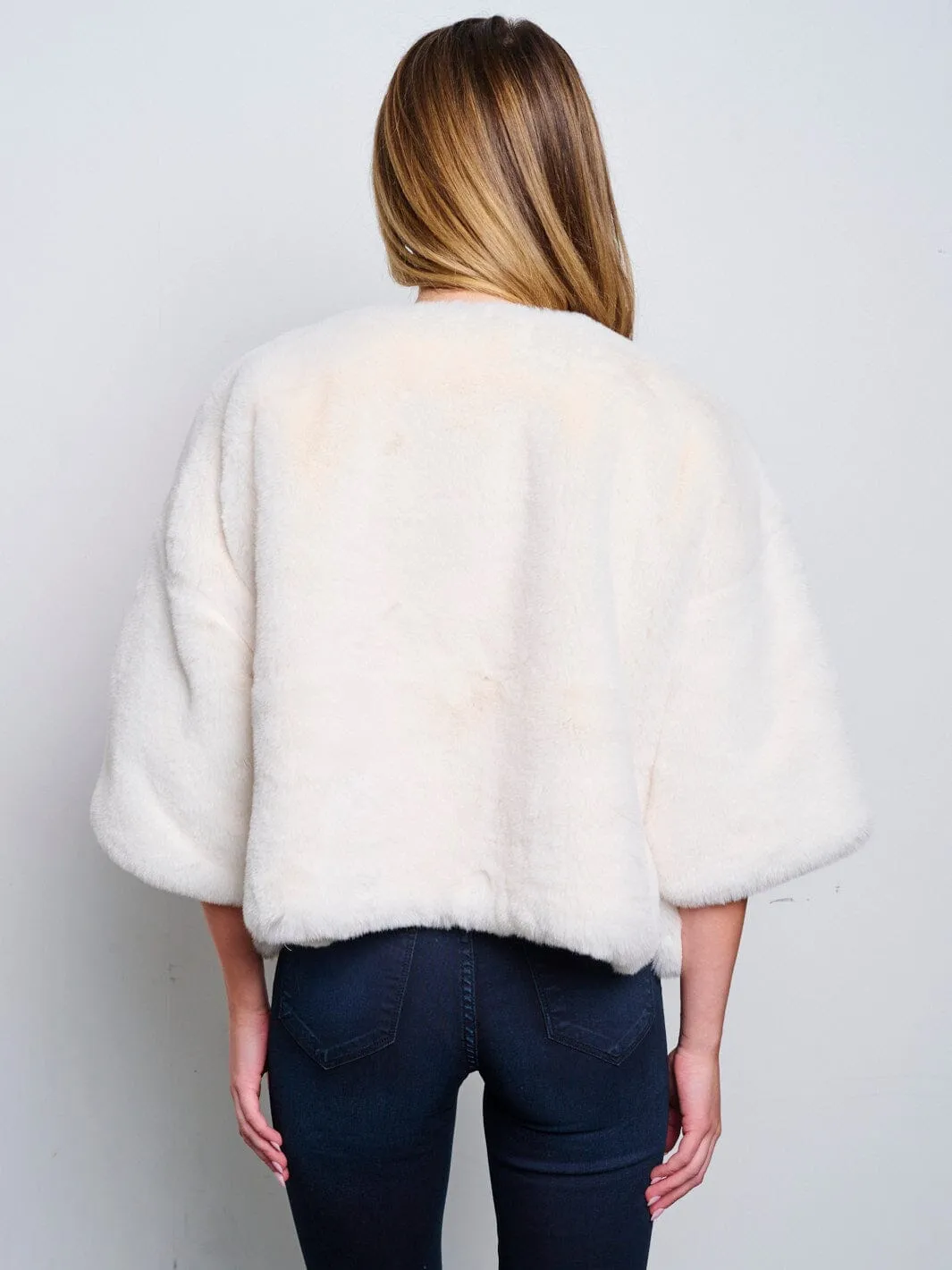 WOMEN'S 3/4 SLEEVES PULLOVER SOLID FUZZY SWEATER