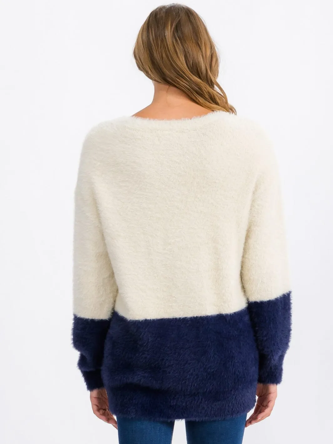 WOMEN'S LONG SLEEVE FUZZY COLORBLOCK PULLOVER SWEATER
