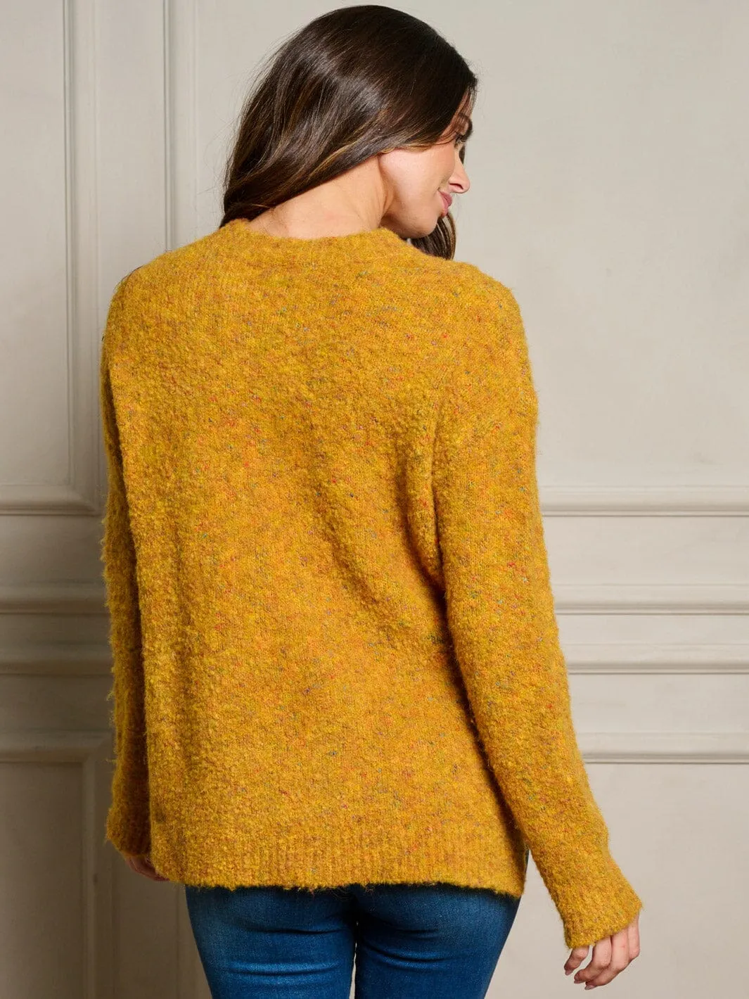 WOMEN'S LONG SLEEVE FUZZY OVERSIZED PULLOVER SWEATER