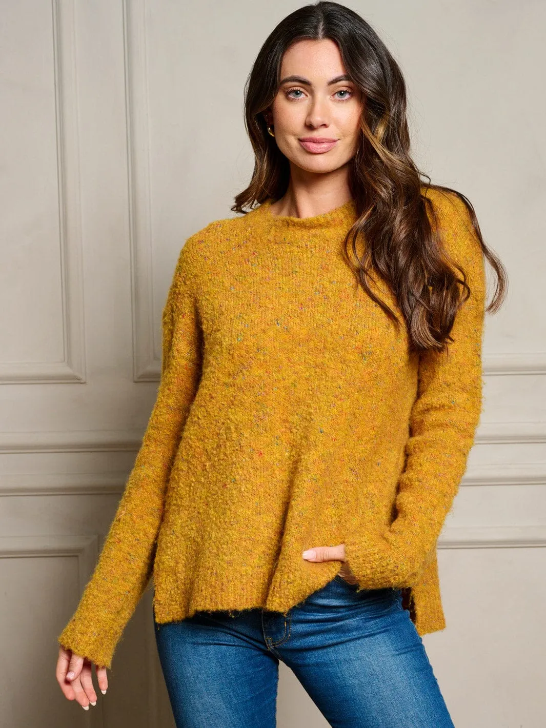 WOMEN'S LONG SLEEVE FUZZY OVERSIZED PULLOVER SWEATER
